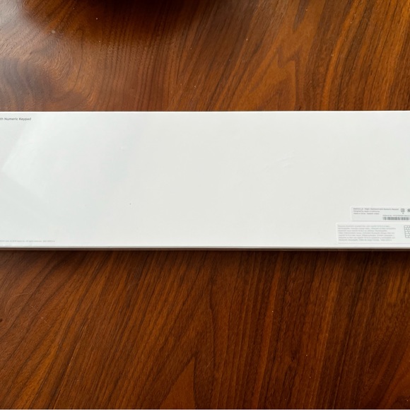 BRAND NEW – Apple Magic Keyboard - Picture 2 of 4